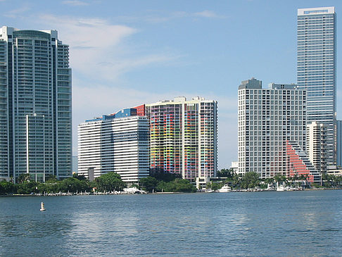 Blick vom Wasser auf Miami Fotos