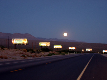Pahrump Mondaufgang Fotos