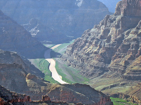 Per Hubschrauber im Grand Canyon