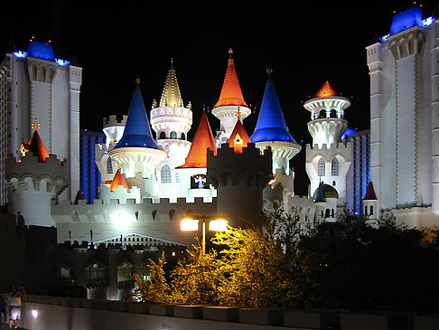 Hotel Excalibur bei Nacht Foto 
